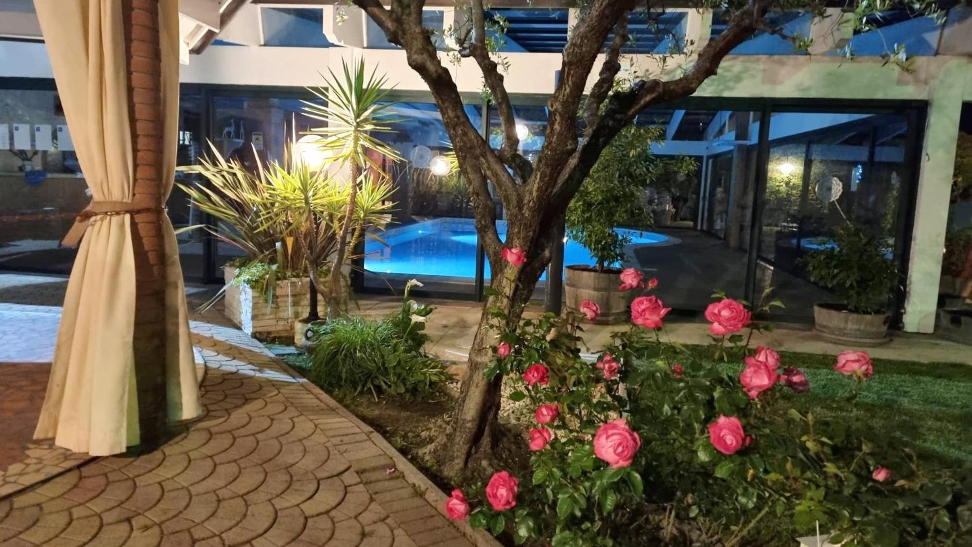 Fontana Oasis Apartments Castelnuovo del Garda Ngoại thất bức ảnh