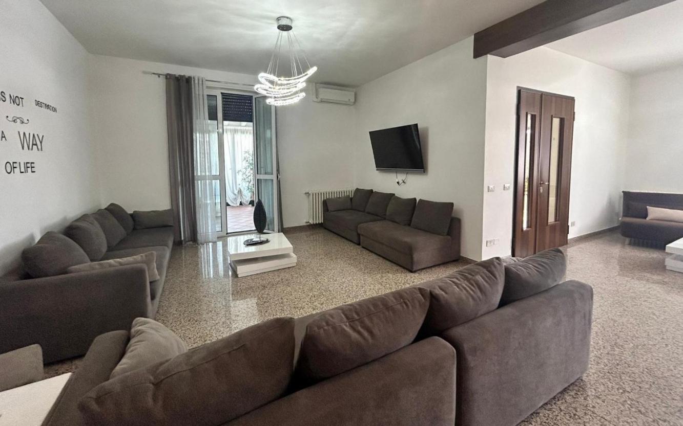 Fontana Oasis Apartments Castelnuovo del Garda Ngoại thất bức ảnh